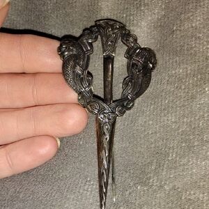 Elegant Silver Celtic Knot Brooch